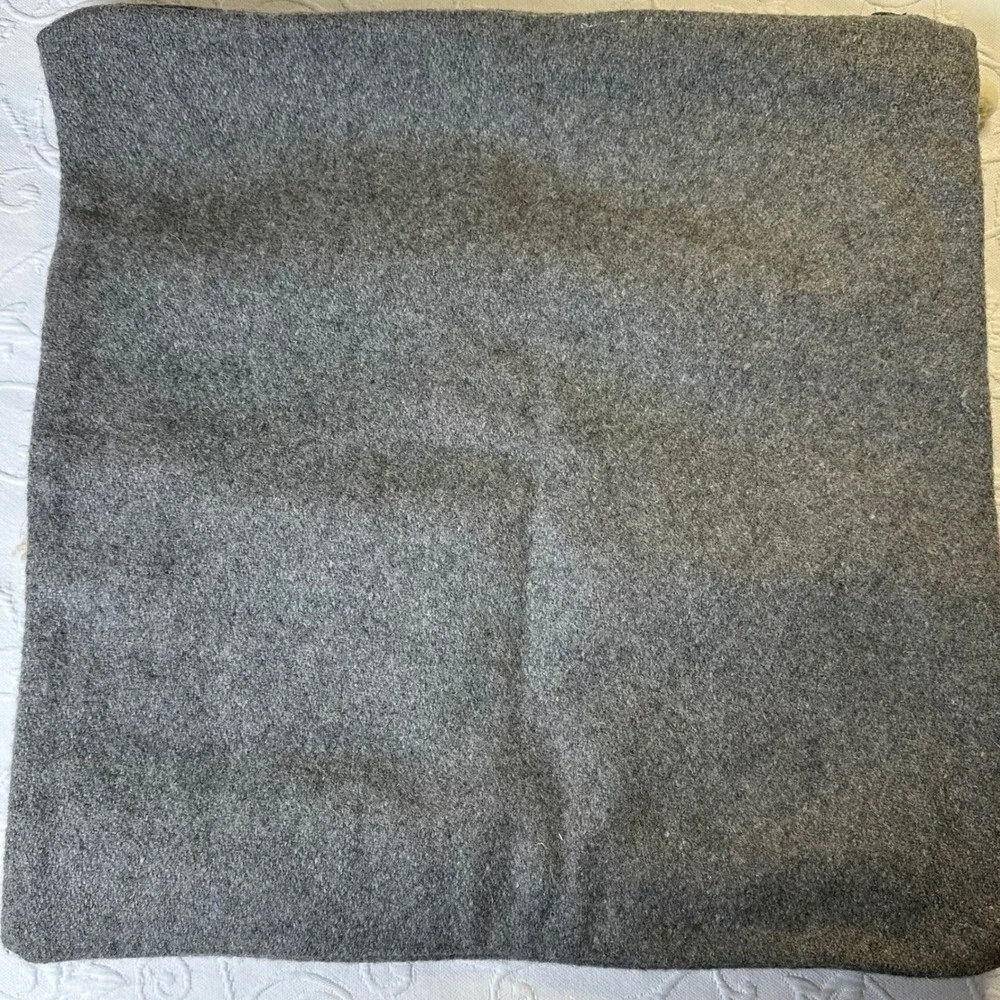 2‎ Pottery Barn Grey Wool Pillow Covers Cream Silver Pom Pom Design 18